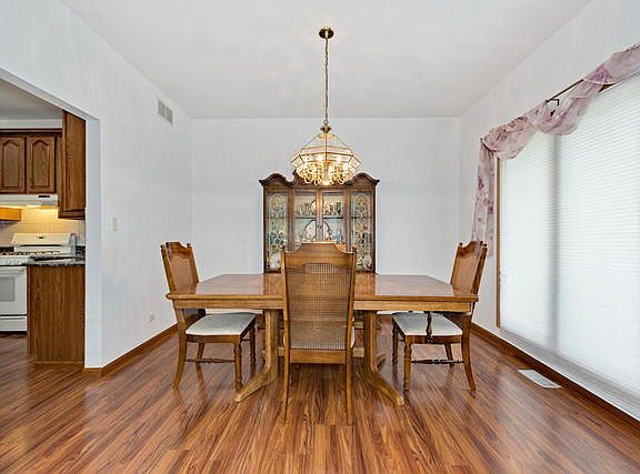 5th image of 1234 Edgewood Dr