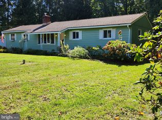 28372 Schoolhouse Rd, Columbus, NJ 08022