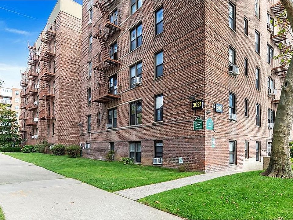 1st image of 3021 Avenue W #C
