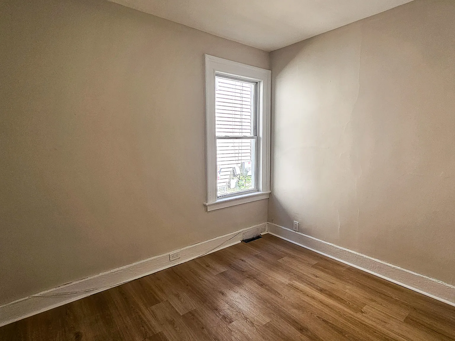 2 bed, 1100 sqft, $1,745 — Photo 4