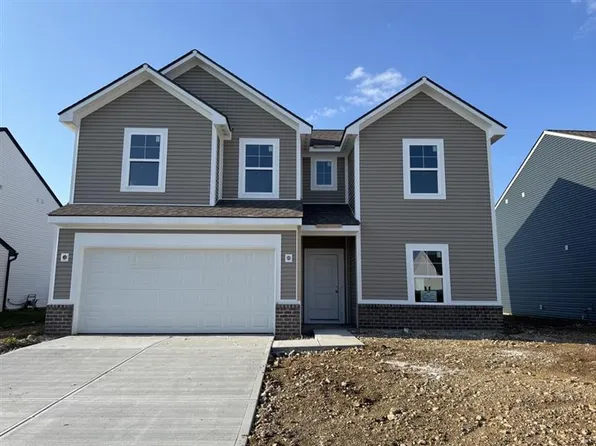 209 Meadow Dr, New Carlisle, OH 45344