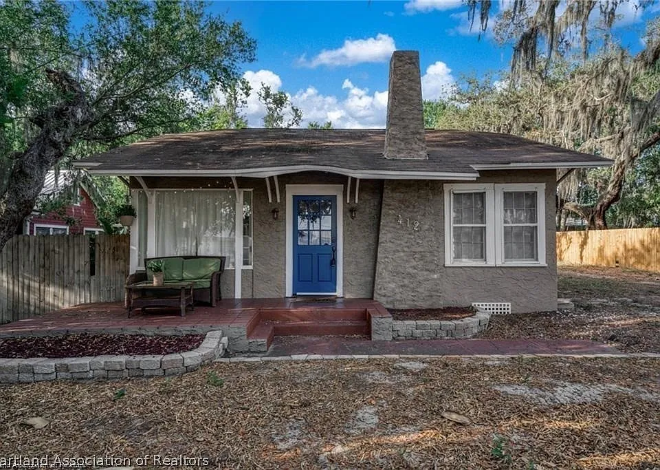 412 Rose Ave