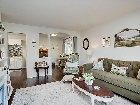5th image of 1215 Bay St #201