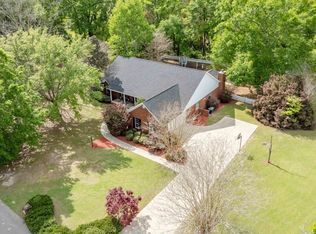 6071 Pickwick Rd, Tallahassee, FL 32309