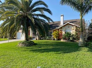 20000 Lake Vista Cir, Lehigh Acres, FL 33936