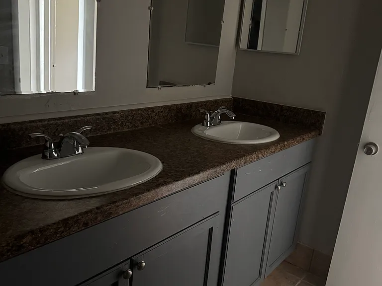 Cocoa Hilltop Apartments — Photo 27