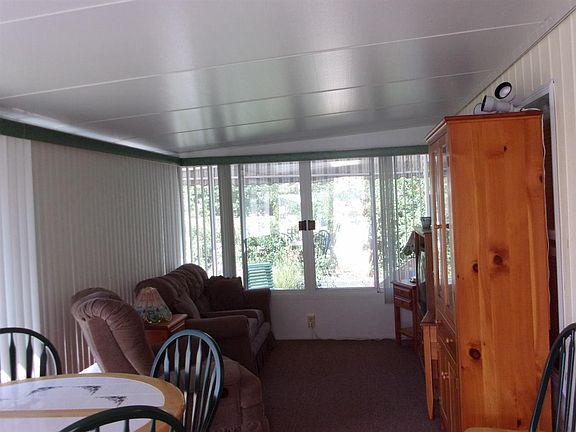 3rd image of 317 Holly Dr #317