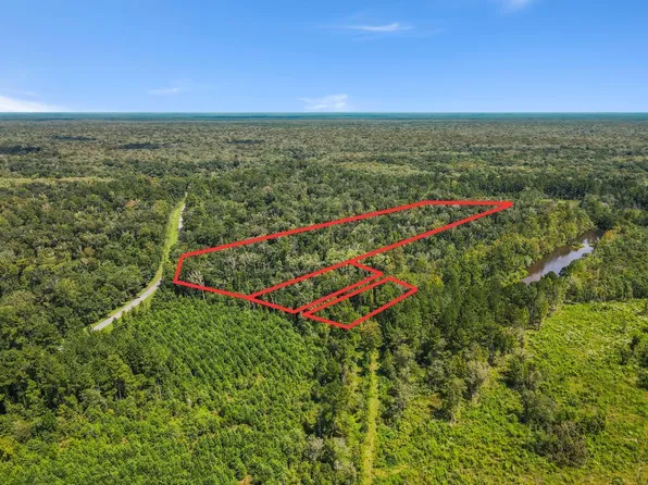 7720 County Road 381, Wewahitchka, FL 32465