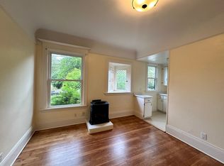 1408 SE 22nd Ave APT 3, Portland, OR 97214