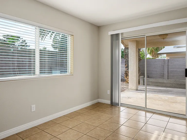 5045 Sepulveda Blvd — Photo 8