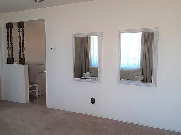 2nd image of 841 W Calle Milu