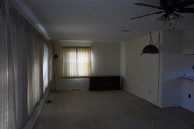 2nd image of 154 N Hillcrest St