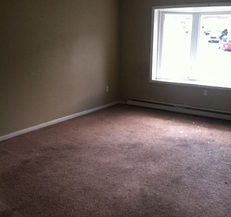 2nd image of 6781 Shadowbrook Dr