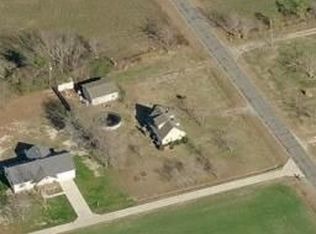 818 Aydlett Rd, Aydlett, NC 27916