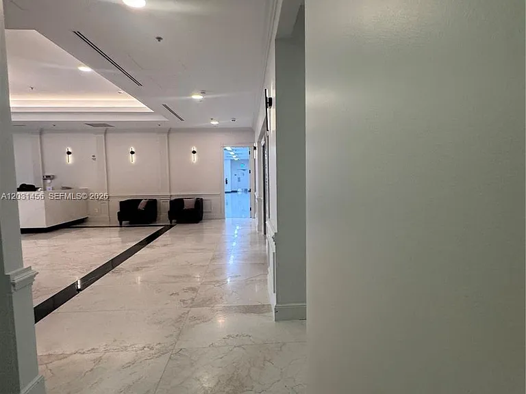 2665 SW 37th Ave #201 — Photo 8