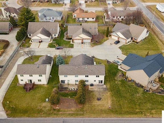 3rd image of 101 Oak Park Dr