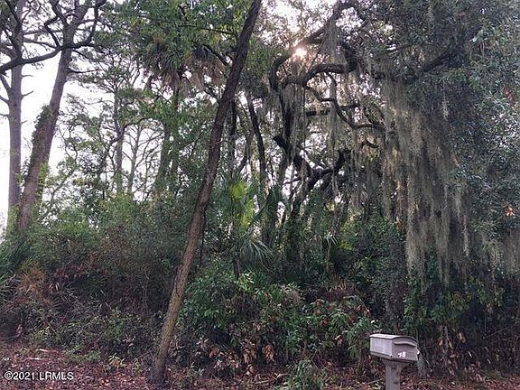 2nd image of 37 Ocean Marsh Ln