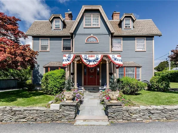 80 Briarwood Ave, Middletown, RI 02842