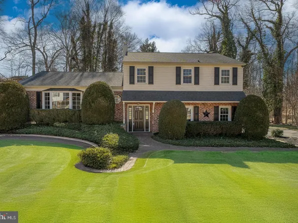 1212 Eagle Rd, West Chester, PA 19382