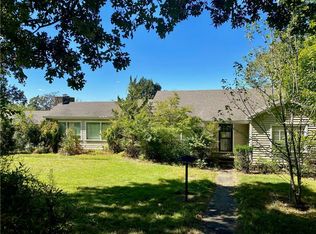 1149 N Washington Ave, Fayetteville, AR 72703