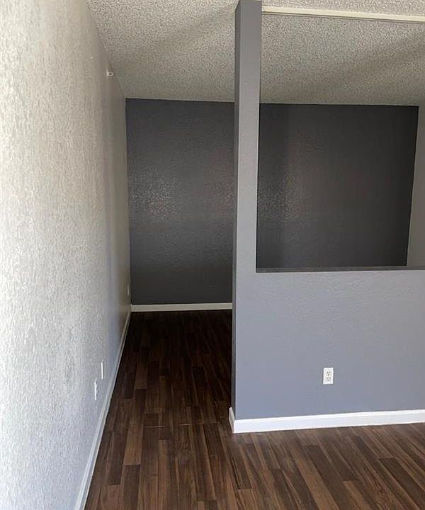 LIVING ROOM & BEDROOM