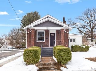 7206 Richmond Pl, Saint Louis, MO 63143