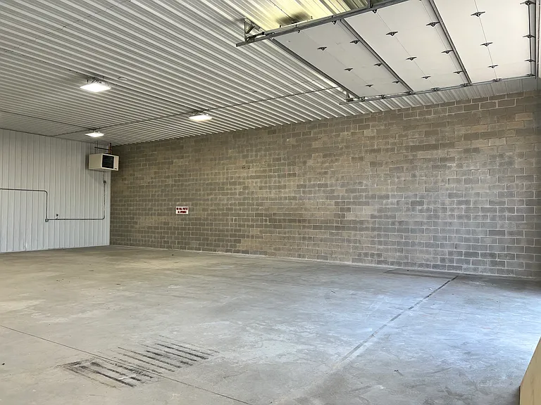 4501 Airport Dr #701 — Photo 2
