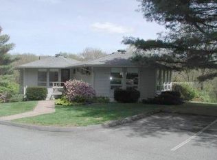 3 Dickinson Rd, Marlborough, CT 06447