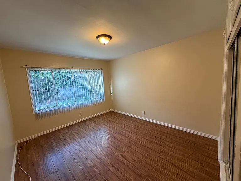 827Oxfo — Photo 20