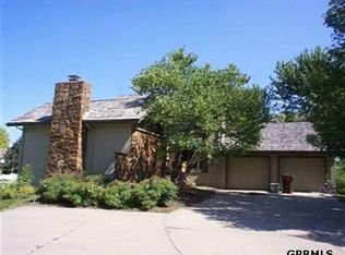 84 Peppermill Point, Valley, NE 68064