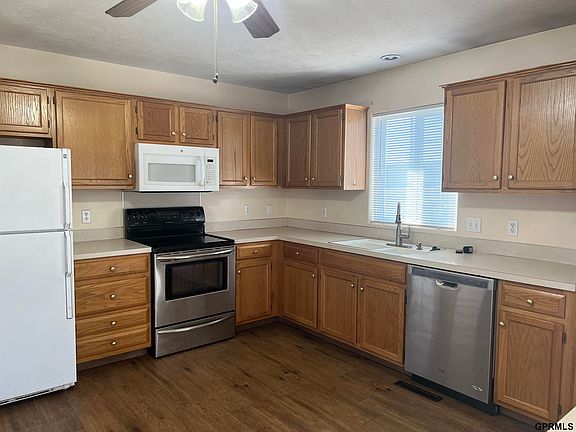 2nd image of 14426 S 35th St