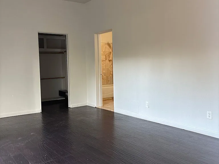 3845 Sycamore St — Photo 6