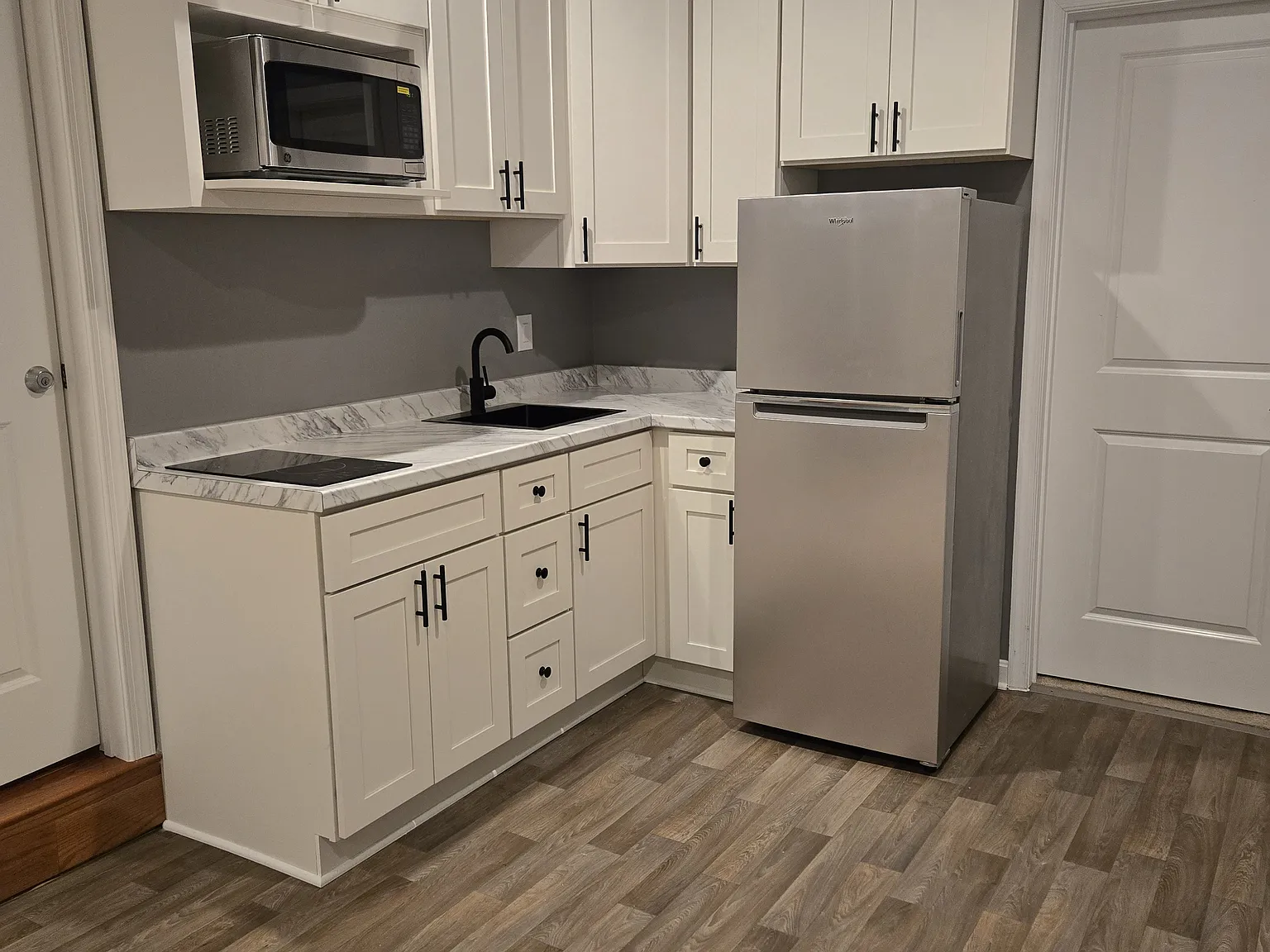 1 bed, 800 sqft, $1,650 — Photo 1