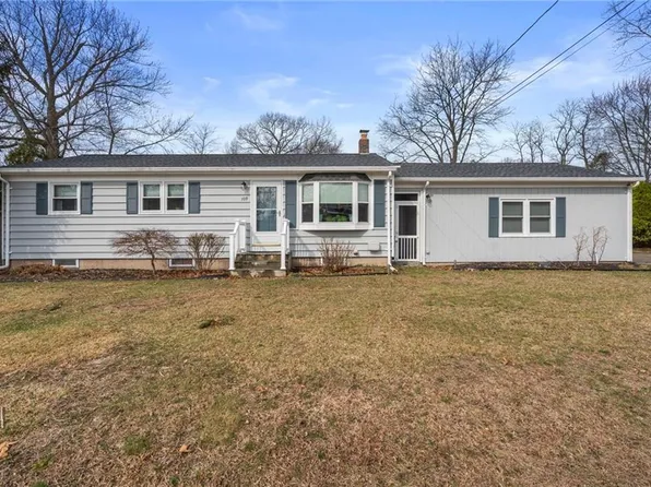 109 Hawksley Ave, Warwick, RI 02889