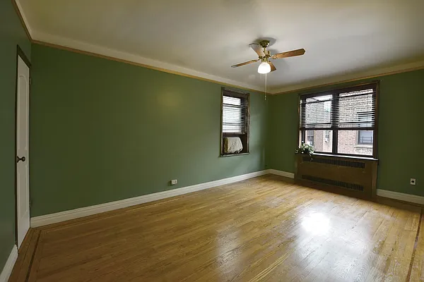 Sold by Bank Neary | media 12