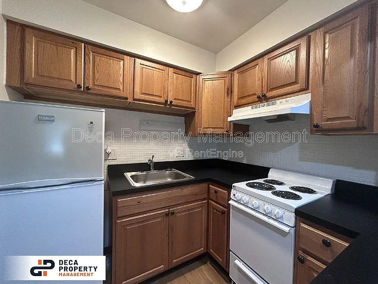 4020 Lindell Blvd — Photo 12
