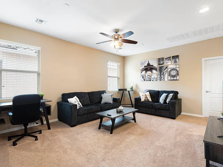 9122 W Coolbrook Ave — Photo 10
