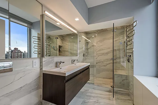 Rented by Compass | media 21