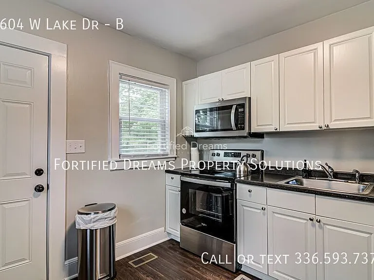 1604 W Lake Dr #B — Photo 11