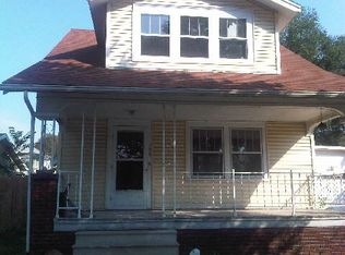 158 15th Ave SW, Cedar Rapids, IA 52404