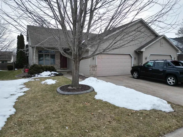 839 Highview Ln, Kimberly, WI 54136