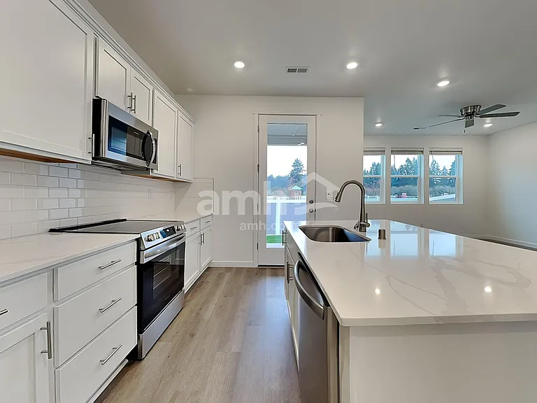 5222 Turnstone St SE — Photo 4