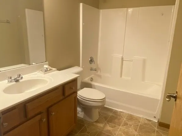 513 Wheeling Ave, Cambridge, OH 43725