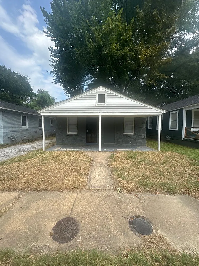 Welcome to 2108 Curry Ave in Memphis, TN! — Photo 1