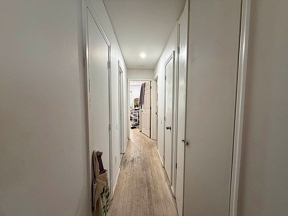 4th image of 290 Tompkins Ave #2