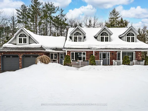 1096 Sunnidale Rd, Springwater, ON L9X 0R9