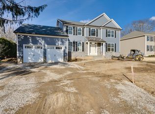 5 Brandon Rd W, Pennington, NJ 08534