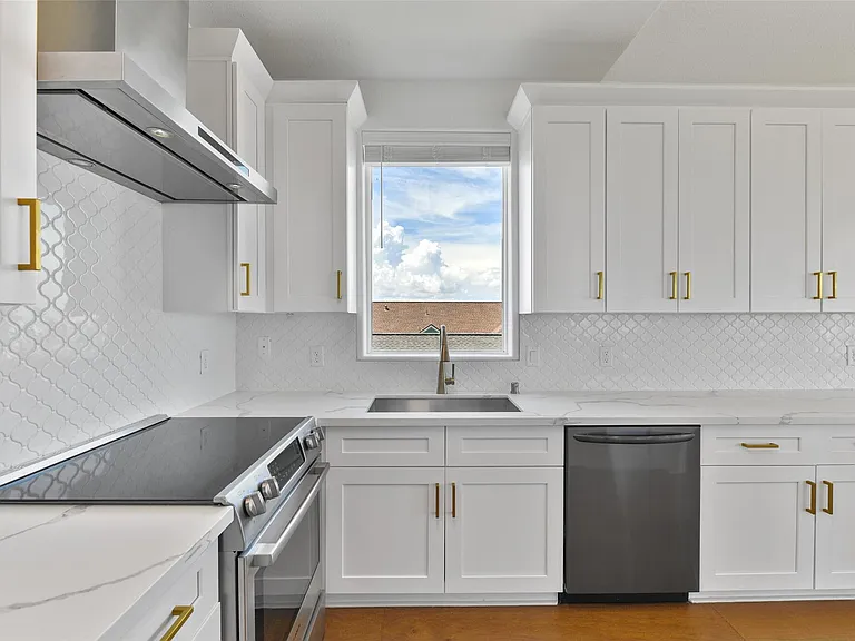 4006 Fort Bend Dr — Photo 11