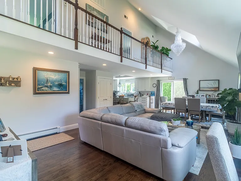 10 Juniper Ln — Photo 10