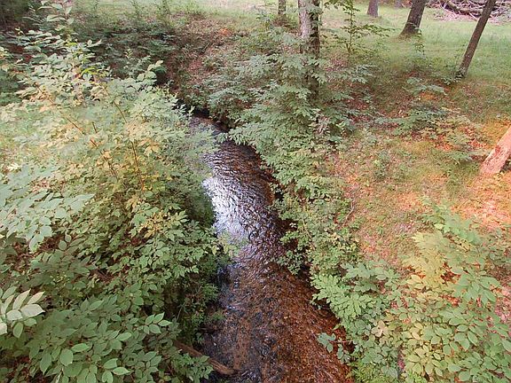 3rd image of 930 Seaton Creek Rd